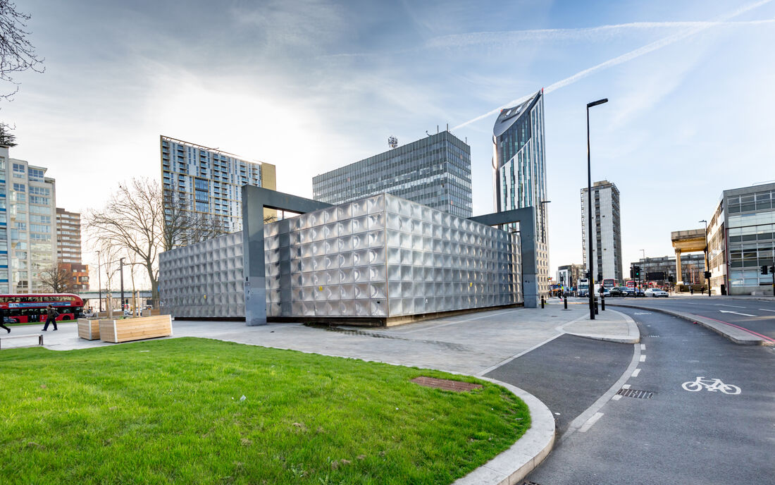 Utilities-Elephant-and-Castle-London-shutterstock_622422185_3488bcae28a5a46889970c4f238b0c7c
